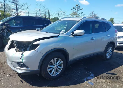 2015 Nissan Rogue Sv z USA, uszkodzony, nr VIN 5N1AT2MV9FC845364